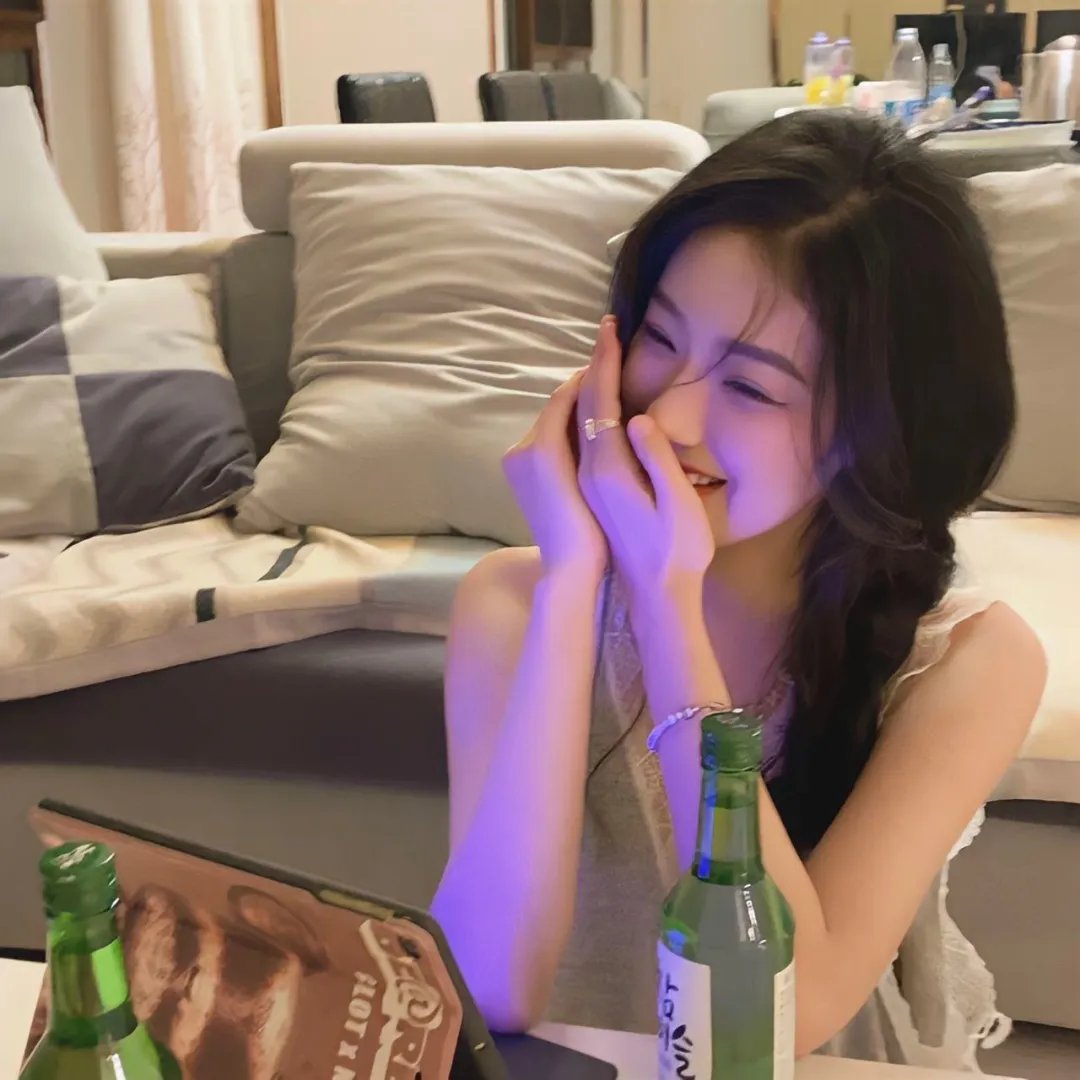 某爆料博主被曝隐婚生子，深夜热搜榜画面流出